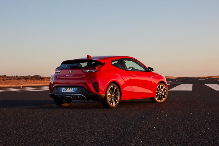  Hyundai Veloster 2.0 L 2019 года  (AU) (фото 20 из 28)